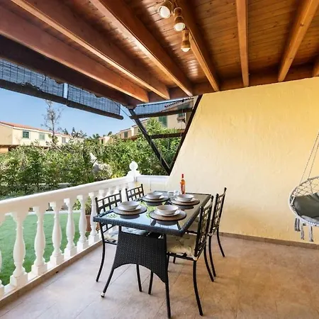 Lilo Calm Σπίτι διακοπών Μασπαλόμας